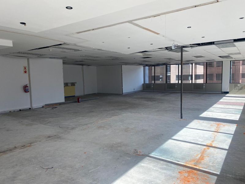 Fully Fitted Offices Available to Rent - Photo 4