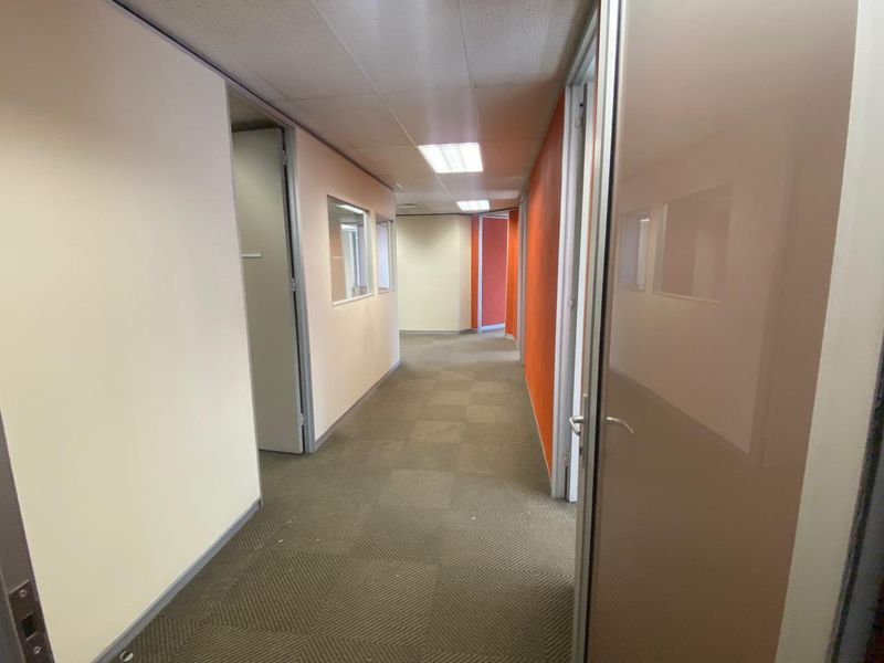 Fully Fitted Out Offices to Rent - Photo 7