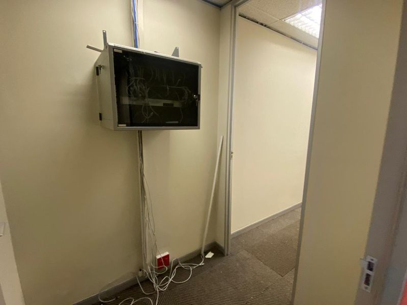 Fully Fitted Out Offices to Rent - Photo 6