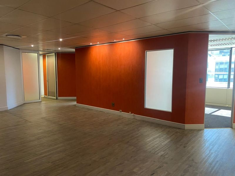 Fully Fitted Out Offices to Rent - Photo 4