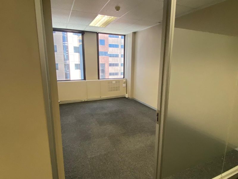 Offices to Let in Cape Town City Centre, - Photo 7
