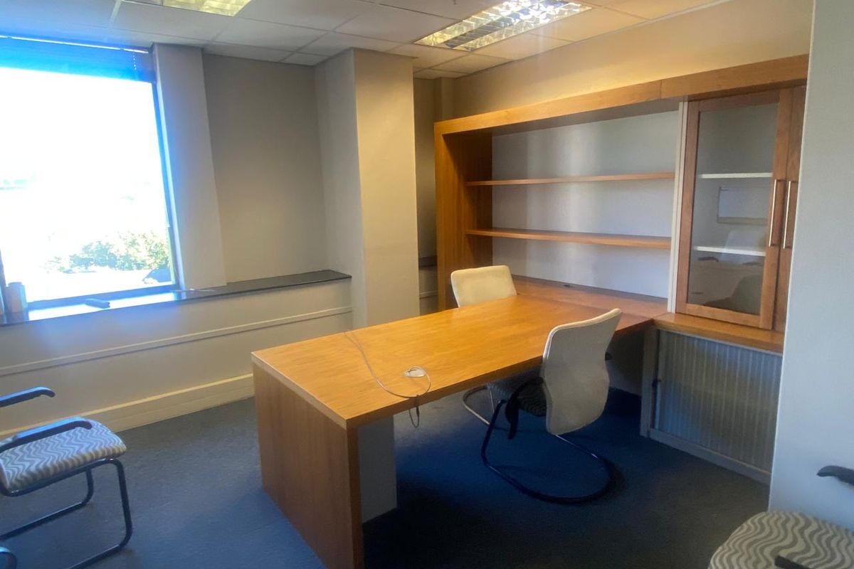 Office Space to Let in Cape Town - Photo 3