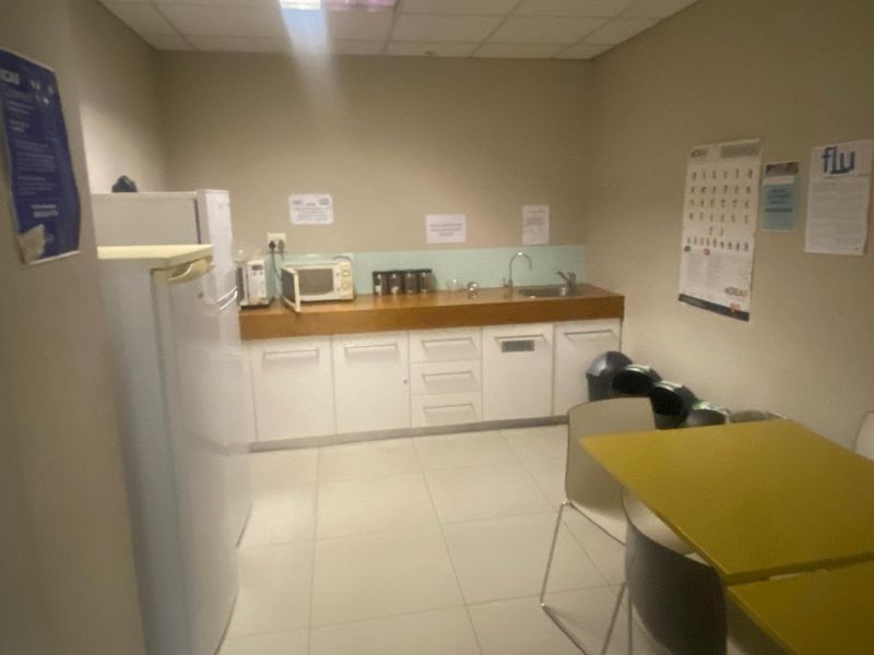 Office Space to Let in Cape Town - Photo 8
