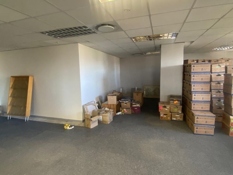 Office Space to Let in Cape Town - Photo 8