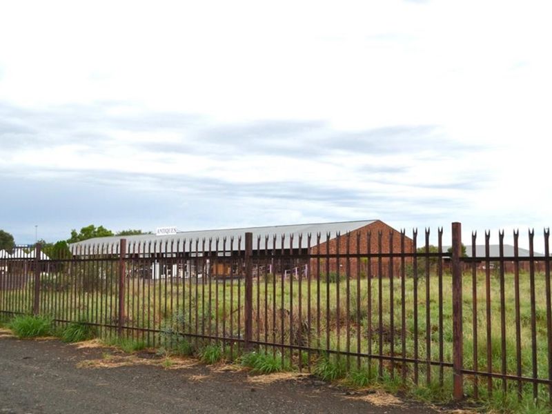 Prime Investment Opportunity - Residential & Commercial Property on the N12 - Photo 3