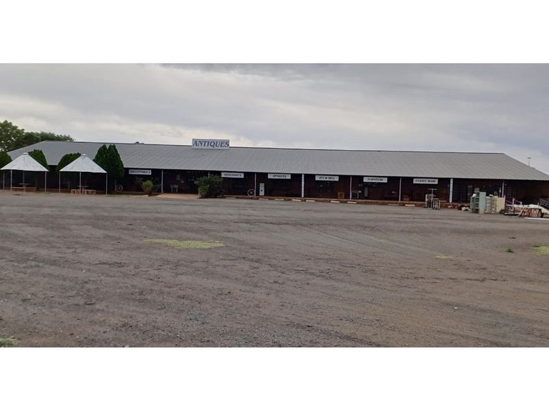 Prime Investment Opportunity - Residential & Commercial Property on the N12 - Photo 10