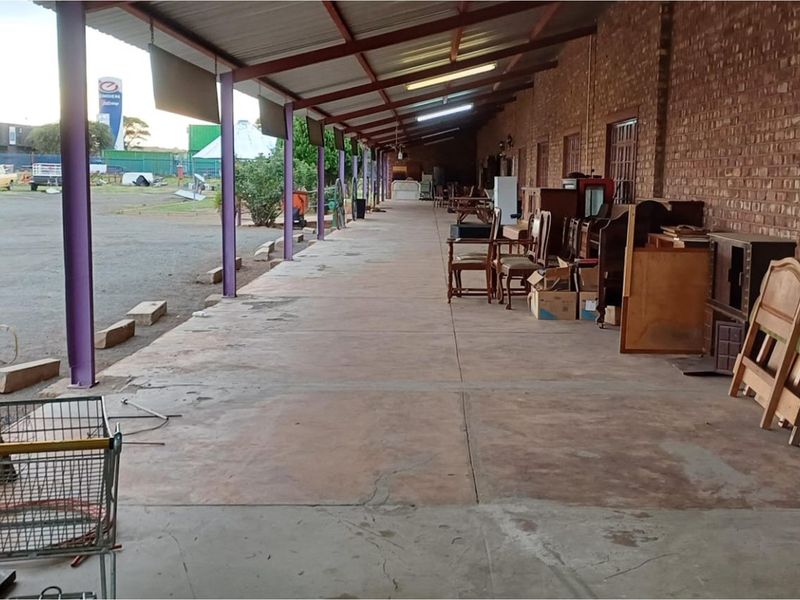 Prime Investment Opportunity - Residential & Commercial Property on the N12 - Photo 8