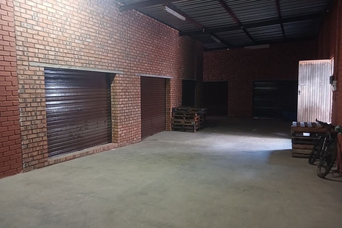 Mixed property use residential and commercial that will generate passive income - Photo 5