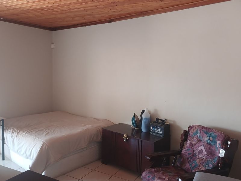 Mixed property use residential and commercial that will generate passive income - Photo 7