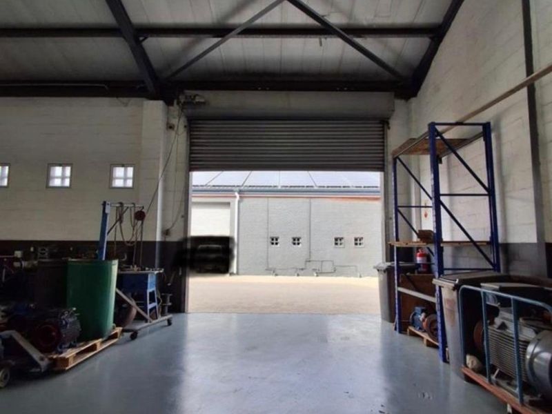 Factory / Warehouse To Rent in Gunners Park in Epping Industrial - Photo 2