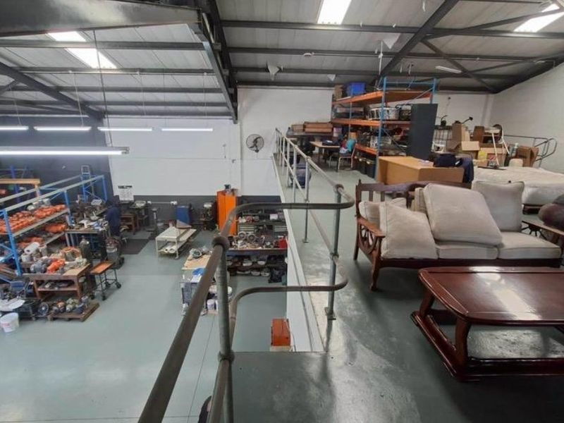 Factory / Warehouse To Rent in Gunners Park in Epping Industrial - Photo 8