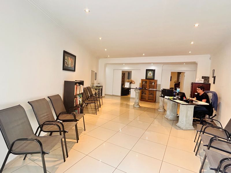 Cliff Avenue | Waterkloof Ridge | Pretoria - Photo 1