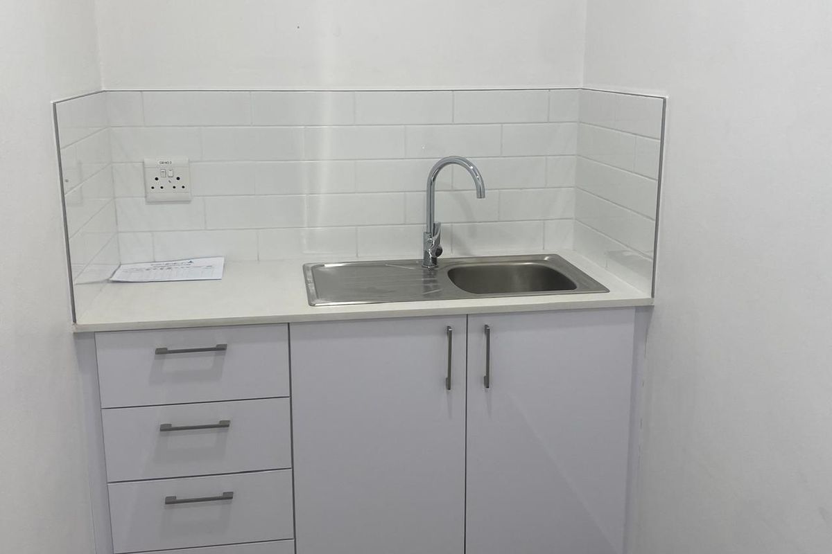 A-Grade Offices To Let In Waterkant Street with Parking - Photo 4