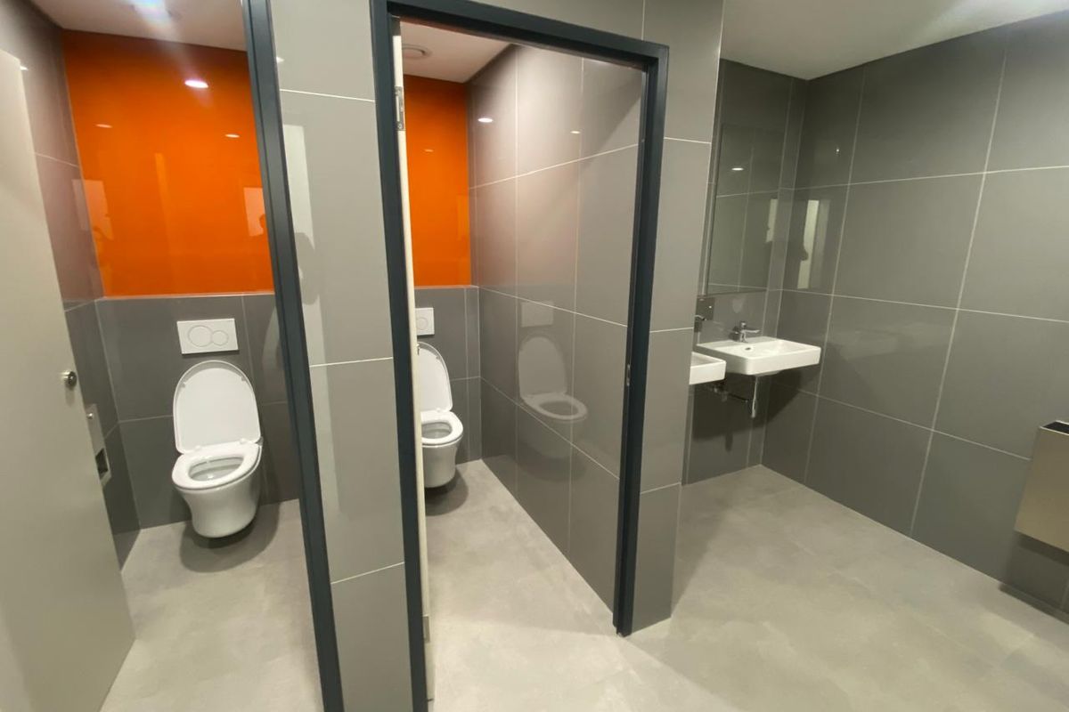 A-Grade Offices To Let In Waterkant Street with Parking - Photo 5