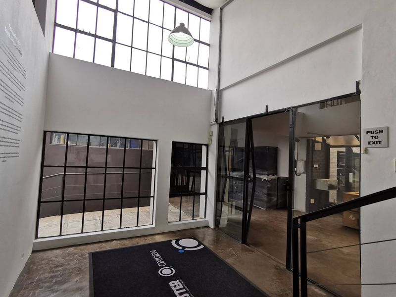 Superb Designer Commercial Space in Creative Precinct - Photo 7