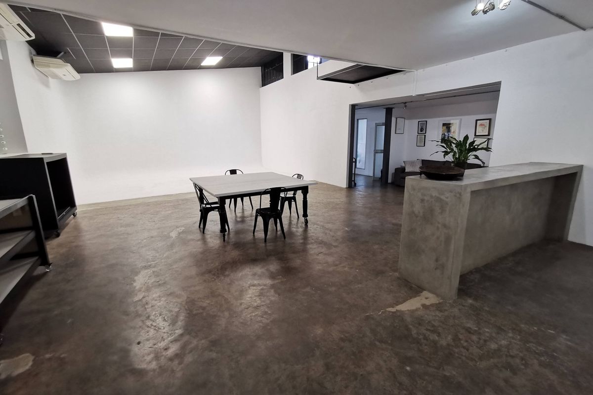 Superb Designer Commercial Space in Creative Precinct - Photo 3