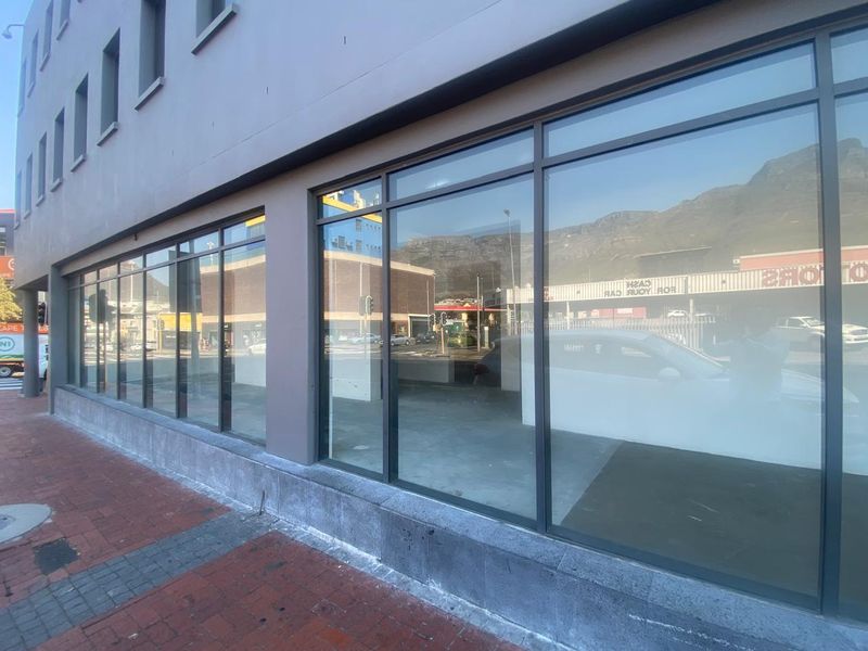 Retail Space To Let - Photo 8