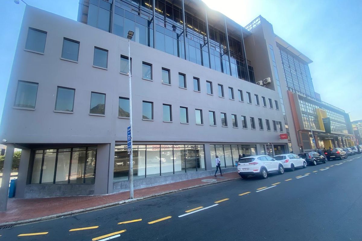 Retail Space To Let - Photo 3