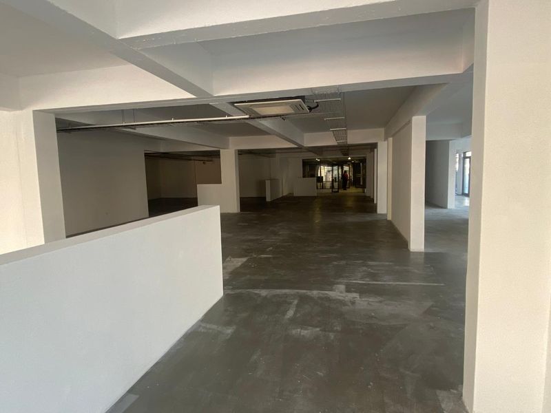 Retail Space To Let - Photo 9