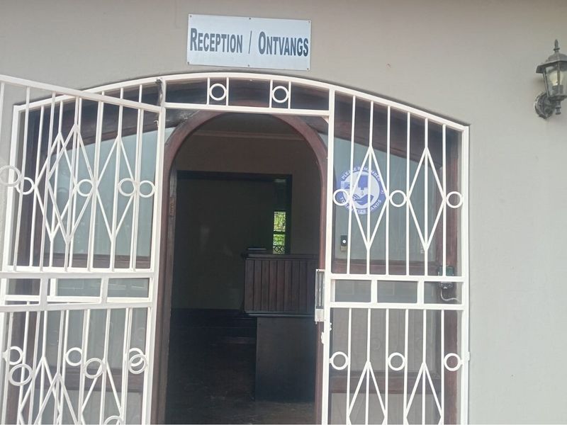 "Elevate Your Business, Work in Style." - Photo 9