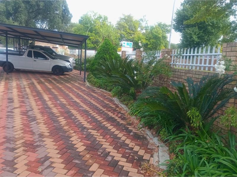 "Elevate Your Business, Work in Style." - Photo 2