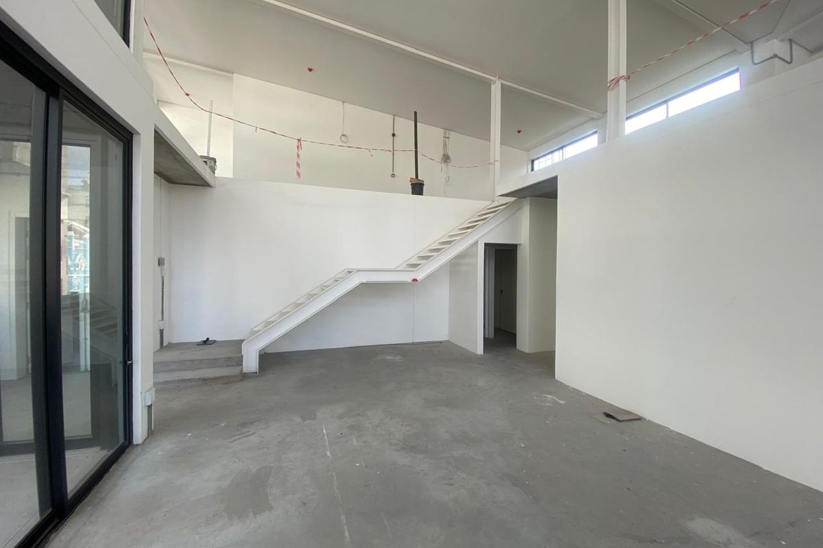 Restaurant and Bar Space to Rent in Harrington Street, Gardens - Photo 2