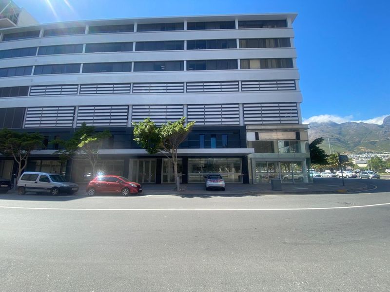 Showroom To Let in Cape Town City Centre - Photo 4