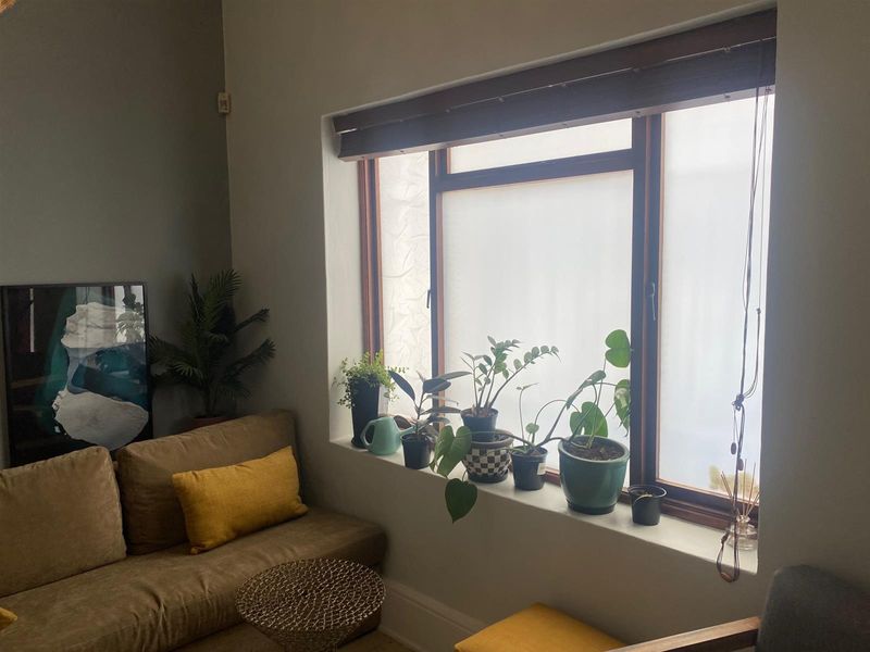 Free-Standing Building For Sale in Gardens - Photo 2