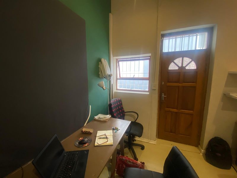 Free-Standing Building For Sale in Gardens - Photo 8