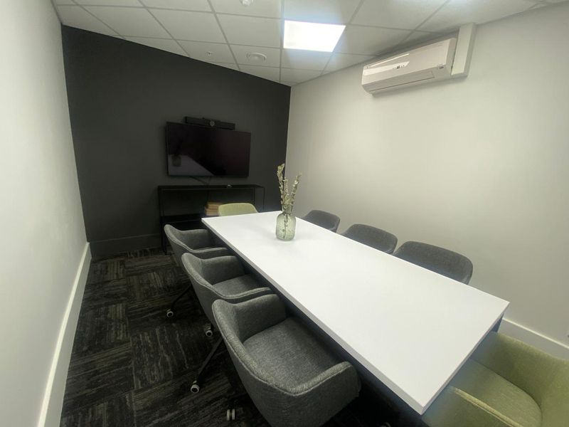 Fully Fitted, Furnished Plug And Play Offices To Let In Gardens - Photo 5