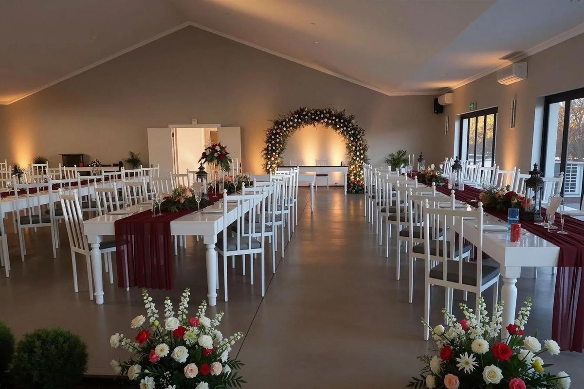 Lovely property offering diverse range of income opportunities - Photo 4