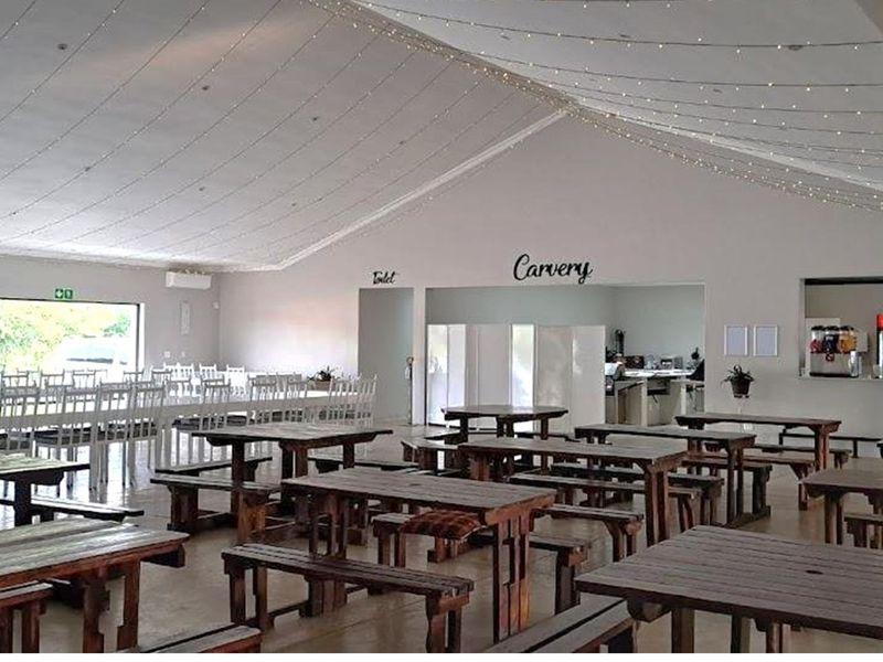 Lovely property offering diverse range of income opportunities - Photo 5