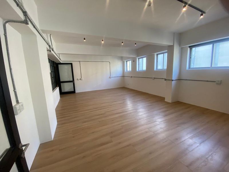 Offices Now Available To Let In Gardens - Photo 2