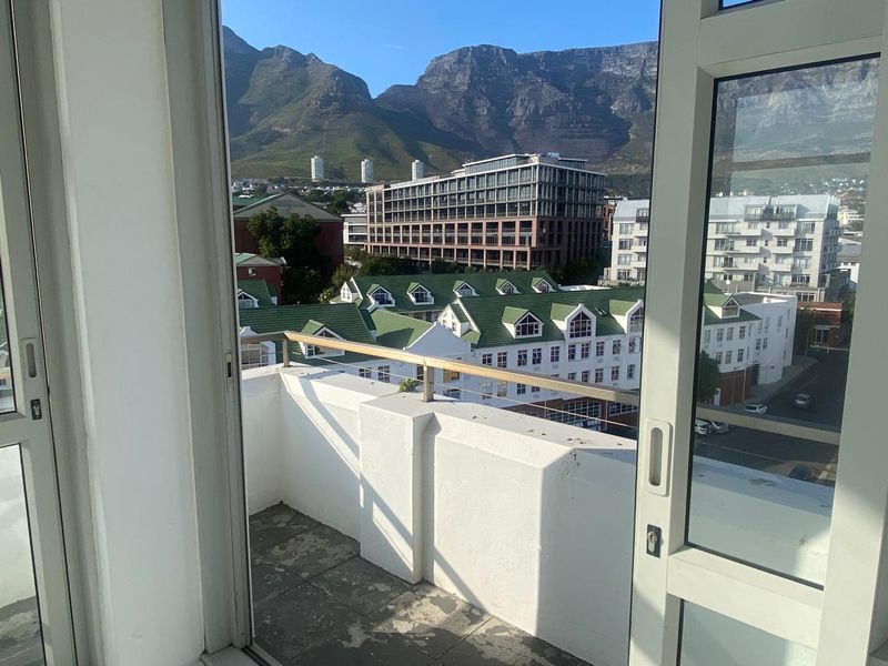 Stunning Floor Space To Let in Roeland Street - Photo 8