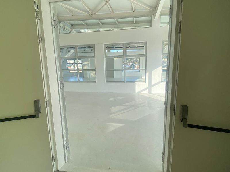 Stunning Floor Space To Let in Roeland Street - Photo 7