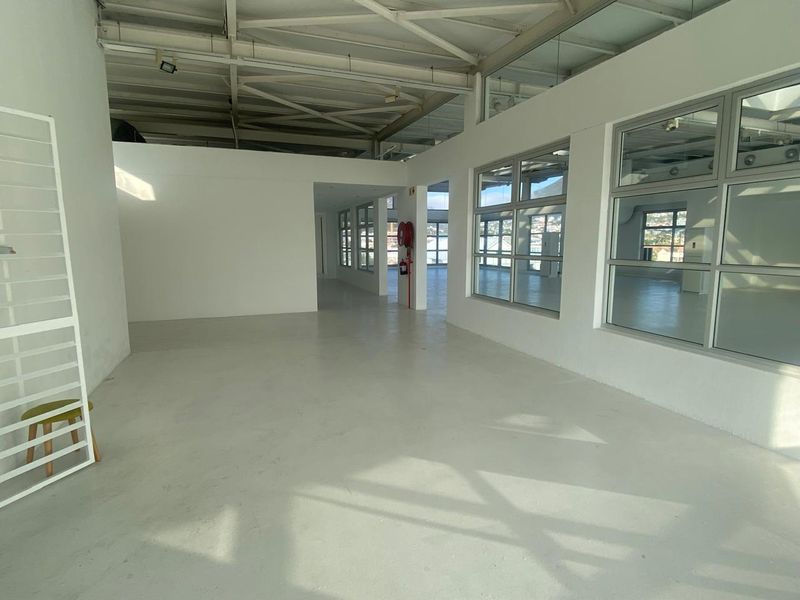 Stunning Floor Space To Let in Roeland Street - Photo 2