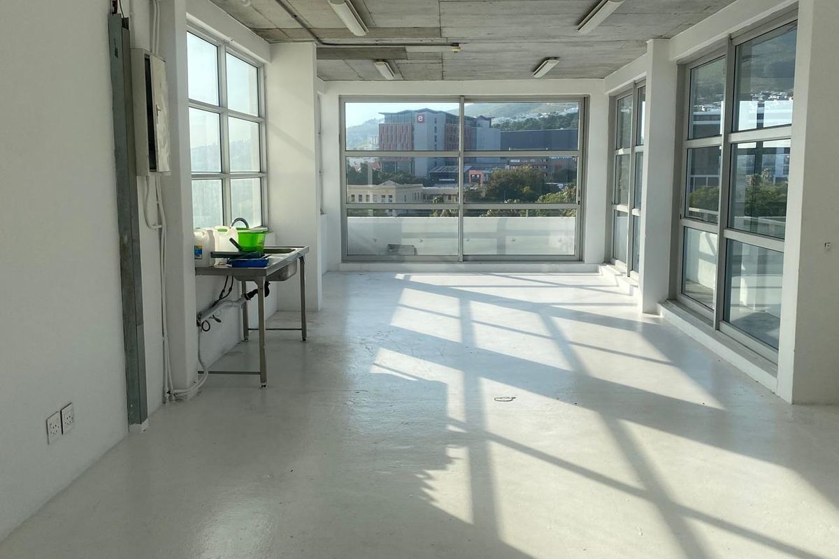 Stunning Floor Space To Let in Roeland Street - Photo 3