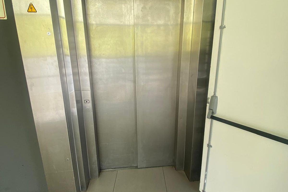 Stunning Floor Space To Let in Roeland Street - Photo 4