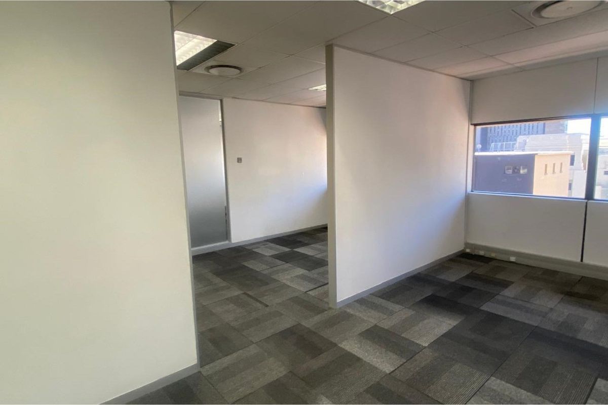 A-Grade Office Space To Let at The Box in Cape Town City Centre - Photo 4