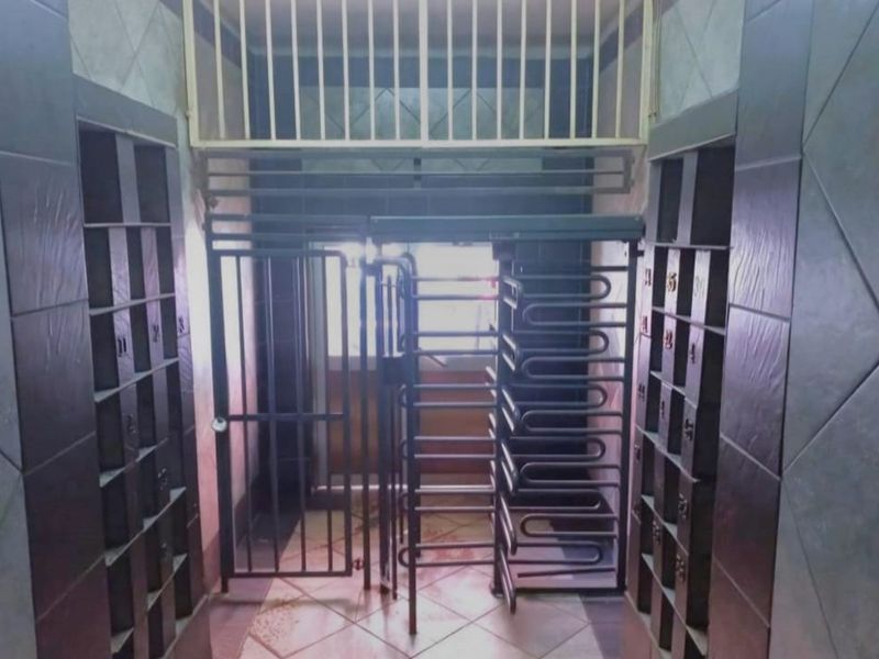 This is a rare opportunity to own a high-yield commercial property ! - Photo 9