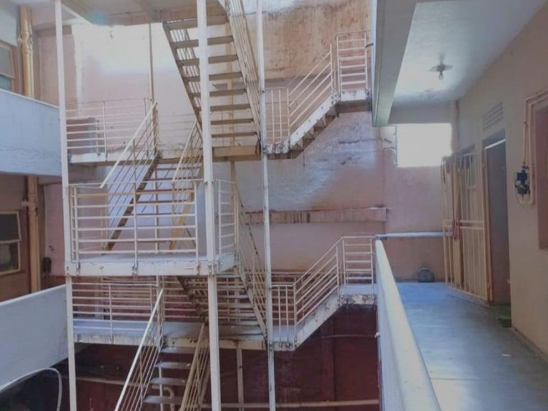 This is a rare opportunity to own a high-yield commercial property ! - Photo 4