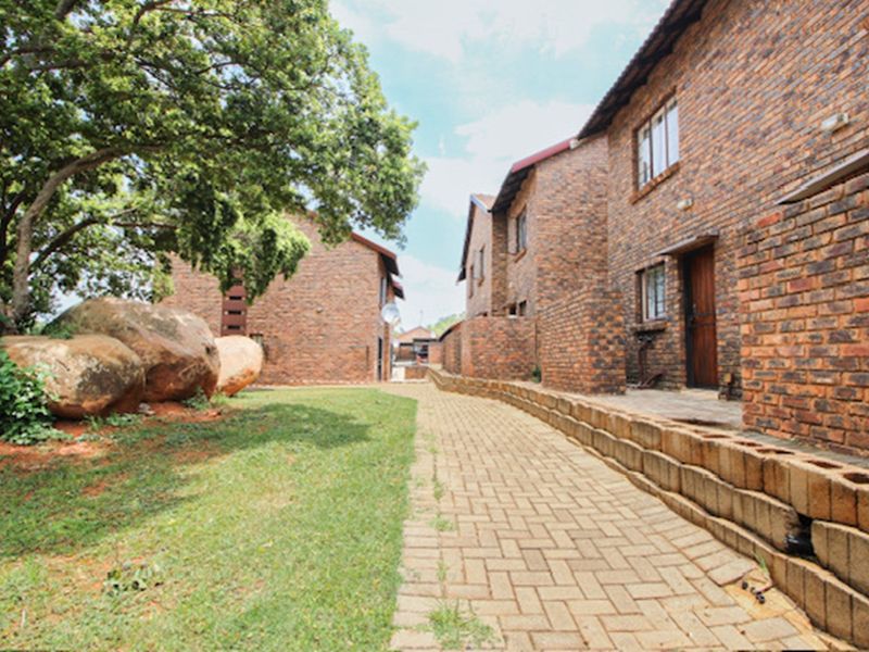 Residential Building Comprising 55 Units - Photo 6