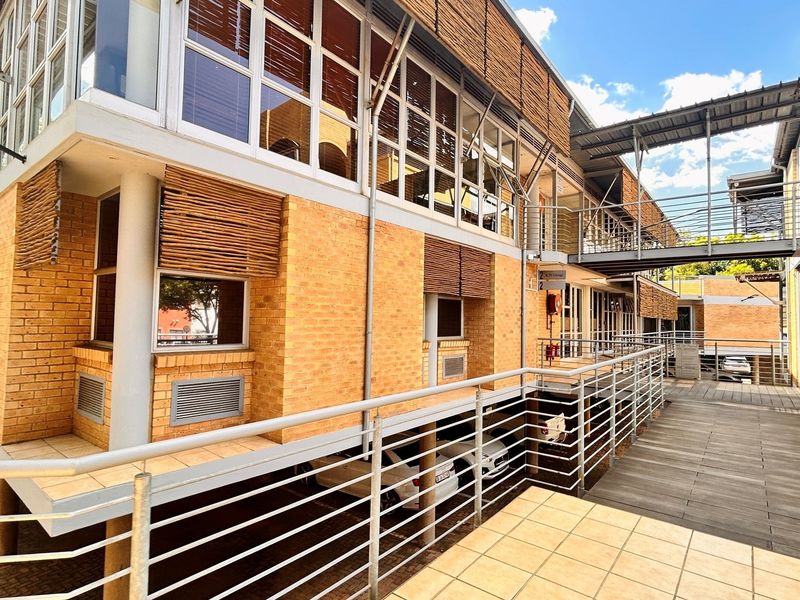 Commercial office building in Menlyn - Photo 4