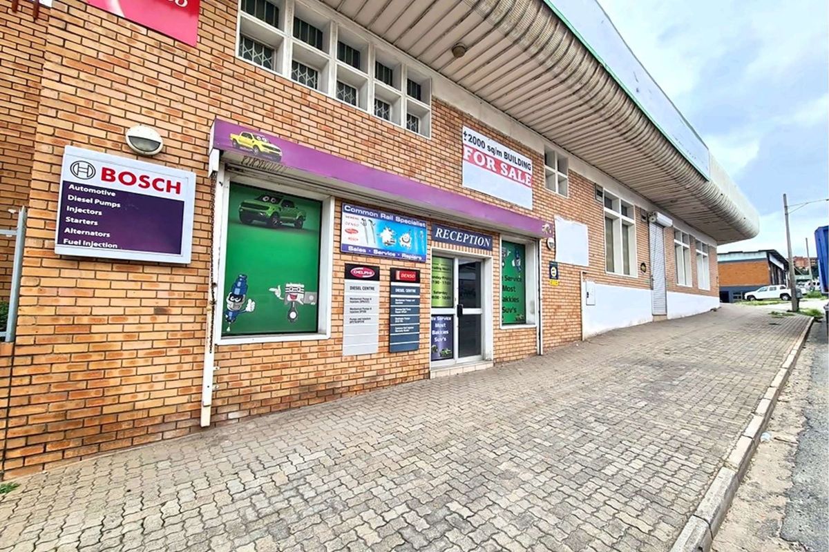 Versatile Industrial Property with High-Visibility Location - Nelspruit - Photo 2