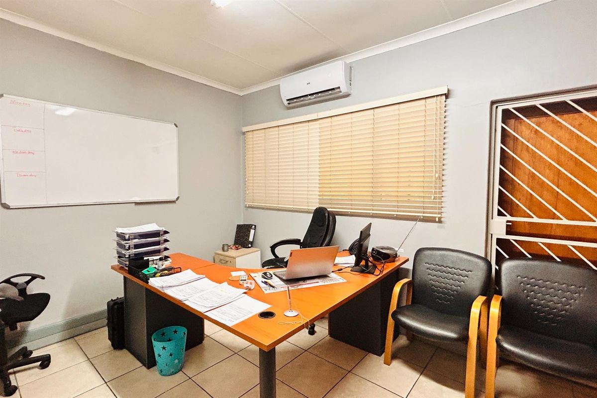 Discover a Unique Commercial Gem in Tranquil Georgeville - Photo 5