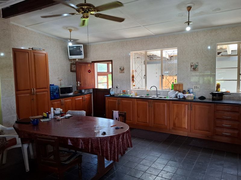 "Ramsgate Gem: Chic Farm and Business Potential" - Photo 5