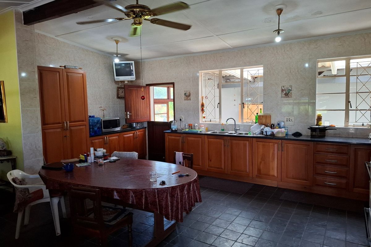 "Ramsgate Gem: Chic Farm and Business Potential" - Photo 5