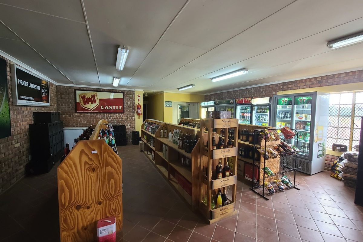 Supermarket, Liquor store, pub and restaurant - Photo 4