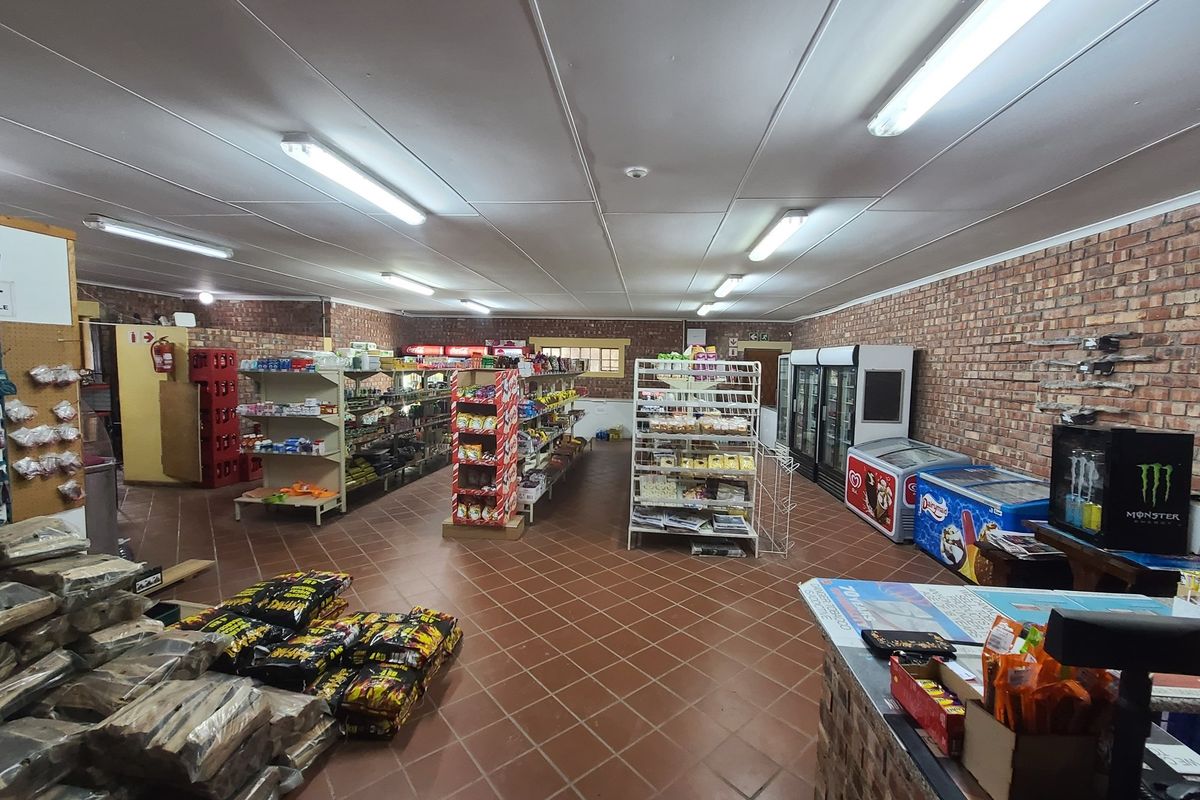 Supermarket, Liquor store, pub and restaurant - Photo 5