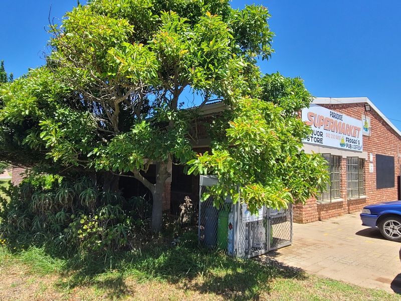 Supermarket, Liquor store, pub and restaurant - Photo 3